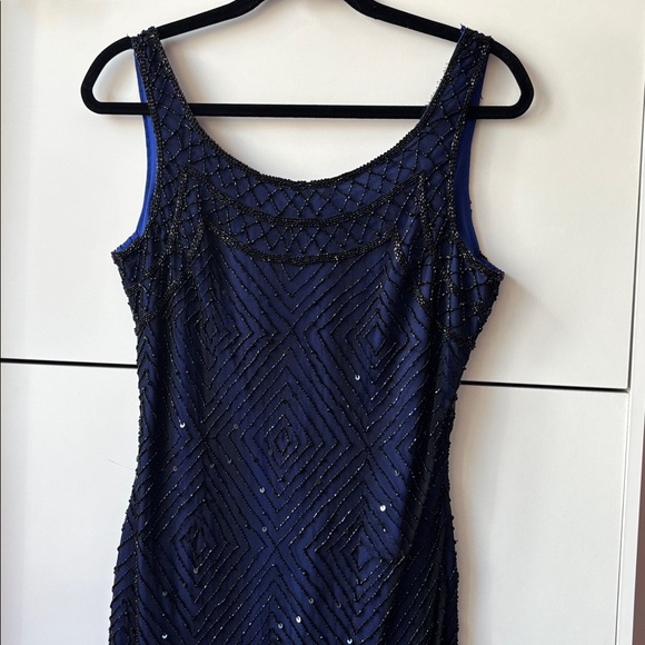 Stunning Geometric Pattern Beaded Cocktail Dress - Picture 16 of 16